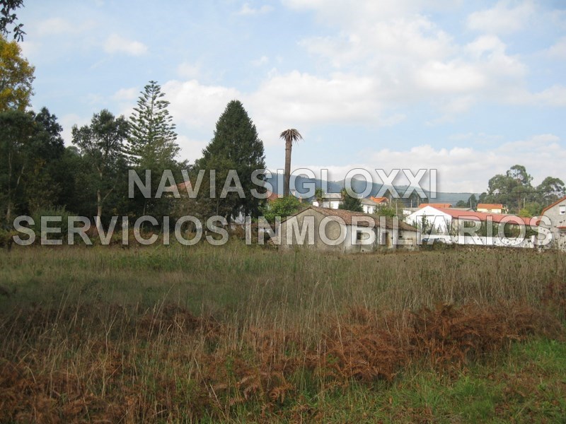 Casa para reformar con terreno de 9.400m2